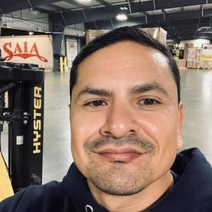 Meet your Posher, Josue